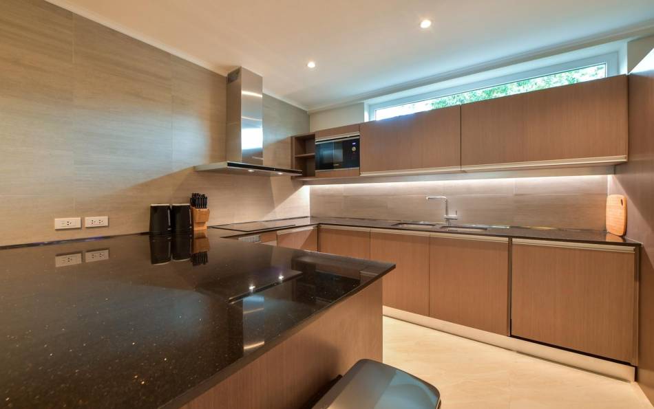 Pattaya, 5 Bedrooms Bedrooms, 0 ,5 BathroomsBathrooms,House,For Rent,0,2636