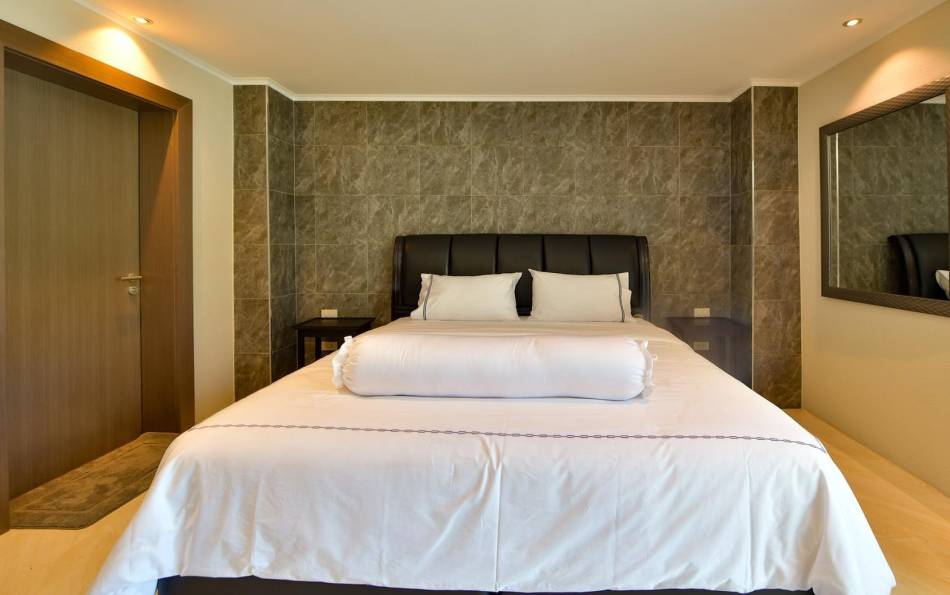 Pattaya, 5 Bedrooms Bedrooms, 0 ,5 BathroomsBathrooms,House,For Rent,0,2636