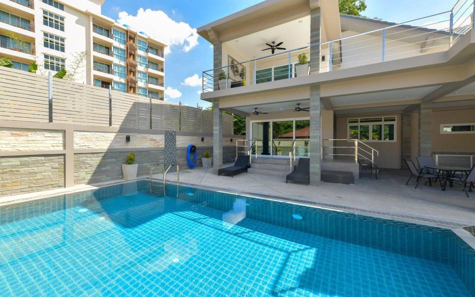 Pattaya, 5 Bedrooms Bedrooms, 0 ,5 BathroomsBathrooms,House,For Rent,0,2636