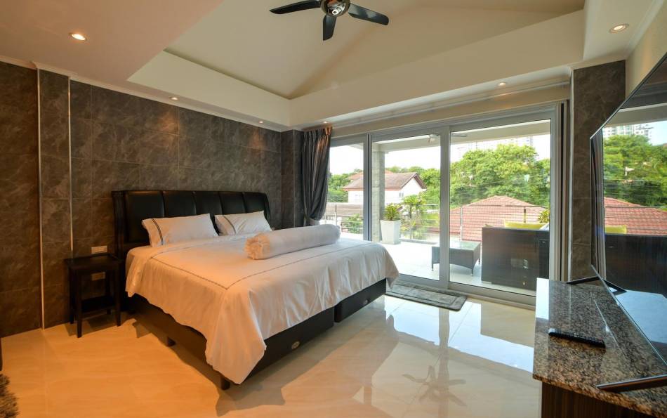 Pattaya, 5 Bedrooms Bedrooms, ,5 ห้องน้ำห้องน้ำ,บ้าน ,ขาย,2637