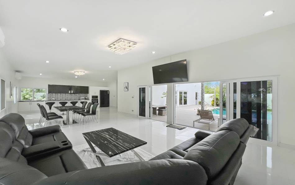 Pattaya, 3 Soveværelse(r) Soveværelse(r), 0 ,4 Badeværelse(r)Badeværelse(r),Hus,Til salg,0,2677