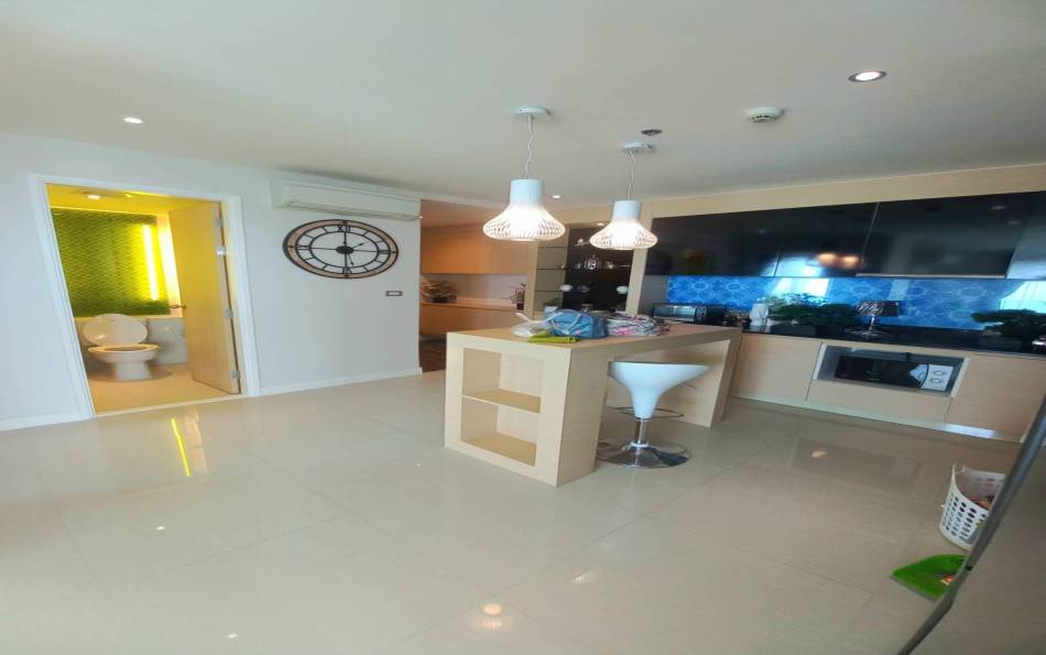 Pattaya, 2 Bedrooms Bedrooms, 0 ,2 BathroomsBathrooms,Condo,SOLD,28,2697