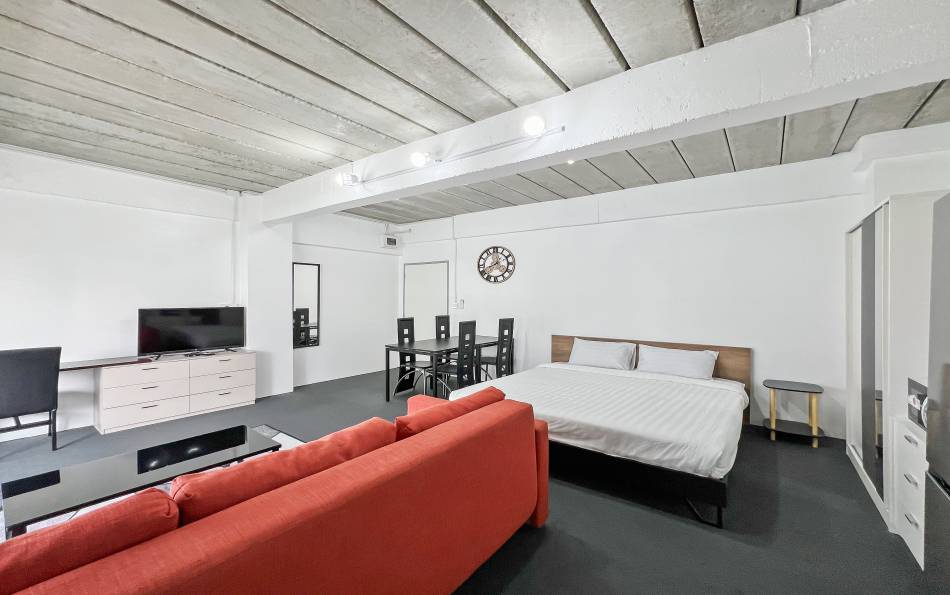 Two 40 sqm studio condos in Pattaya for sale together at 2.2M THB. Company owned, rental income 18,000 THB/month, strong 9.8% yield or live in one unit.