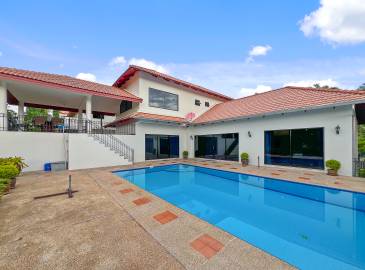 Pattaya, 5 Bedrooms Bedrooms, ,5 BathroomsBathrooms,House,For Sale,2723 Pattaya, 5 Bedrooms Bedrooms, ,5 BathroomsBathrooms,House,For Sale,2723