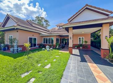 Pattaya, 4 Bedrooms Bedrooms, ,2 BathroomsBathrooms,House,For Sale,2756 Pattaya, 4 Bedrooms Bedrooms, ,2 BathroomsBathrooms,House,For Sale,2756