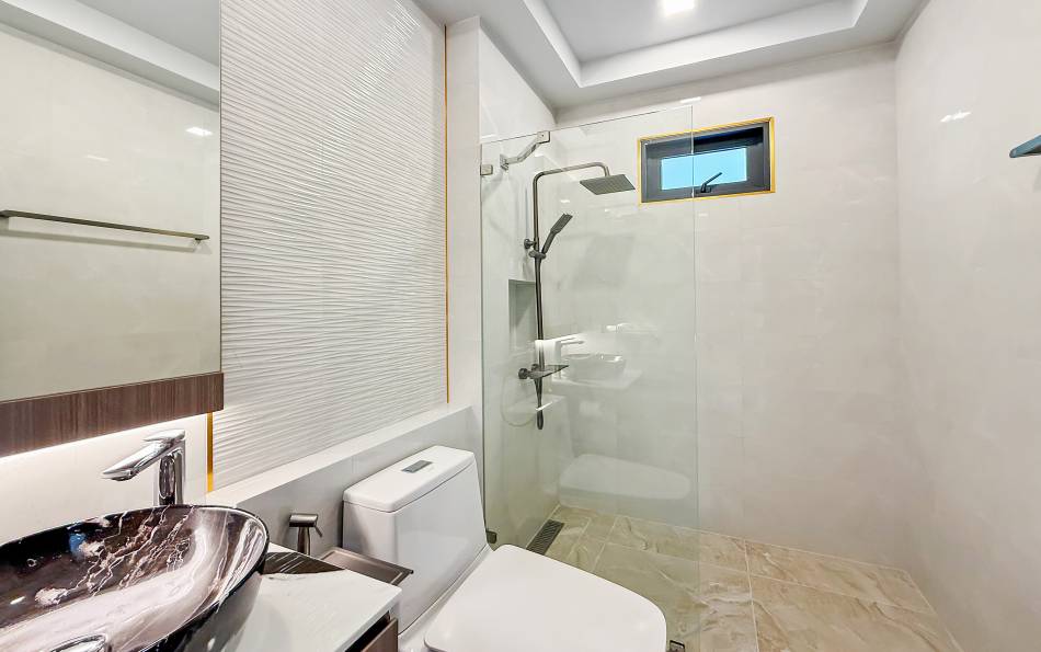 Pattaya, 3 Bedrooms Bedrooms, ,3 BathroomsBathrooms,House,For Sale,2801