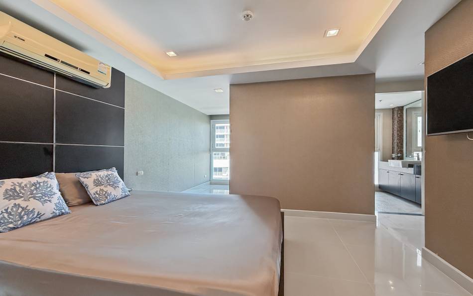 Pattaya, 2 Bedrooms Bedrooms, 0 ,3 BathroomsBathrooms,Condo,For Sale,17,2852